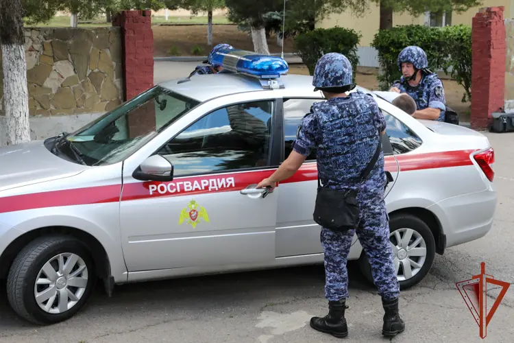 В Волжском сотрудники Росгвардии пресекли хищения в торговой сети