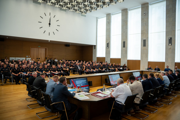 Руководитель управления вневедомственной охраны Росгвардии по Волгоградской области принял участие во Всероссийском совещании-семинаре в Нижнем Новгороде